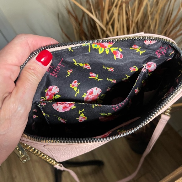 Betsey Johnson women's Crossbody bag that is pink in color - Picture 9 of 9